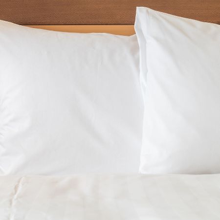 Holiday Inn Express And Suites Surrey By Ihg Luaran gambar