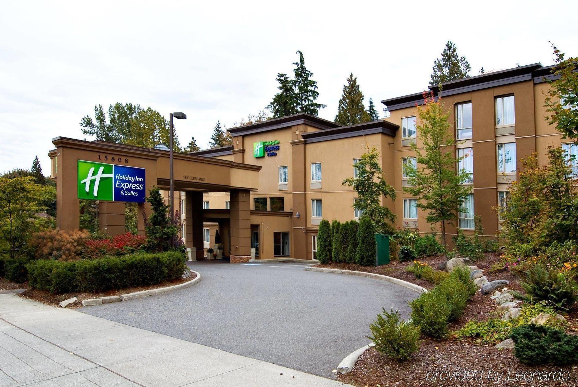 Holiday Inn Express And Suites Surrey By Ihg Luaran gambar